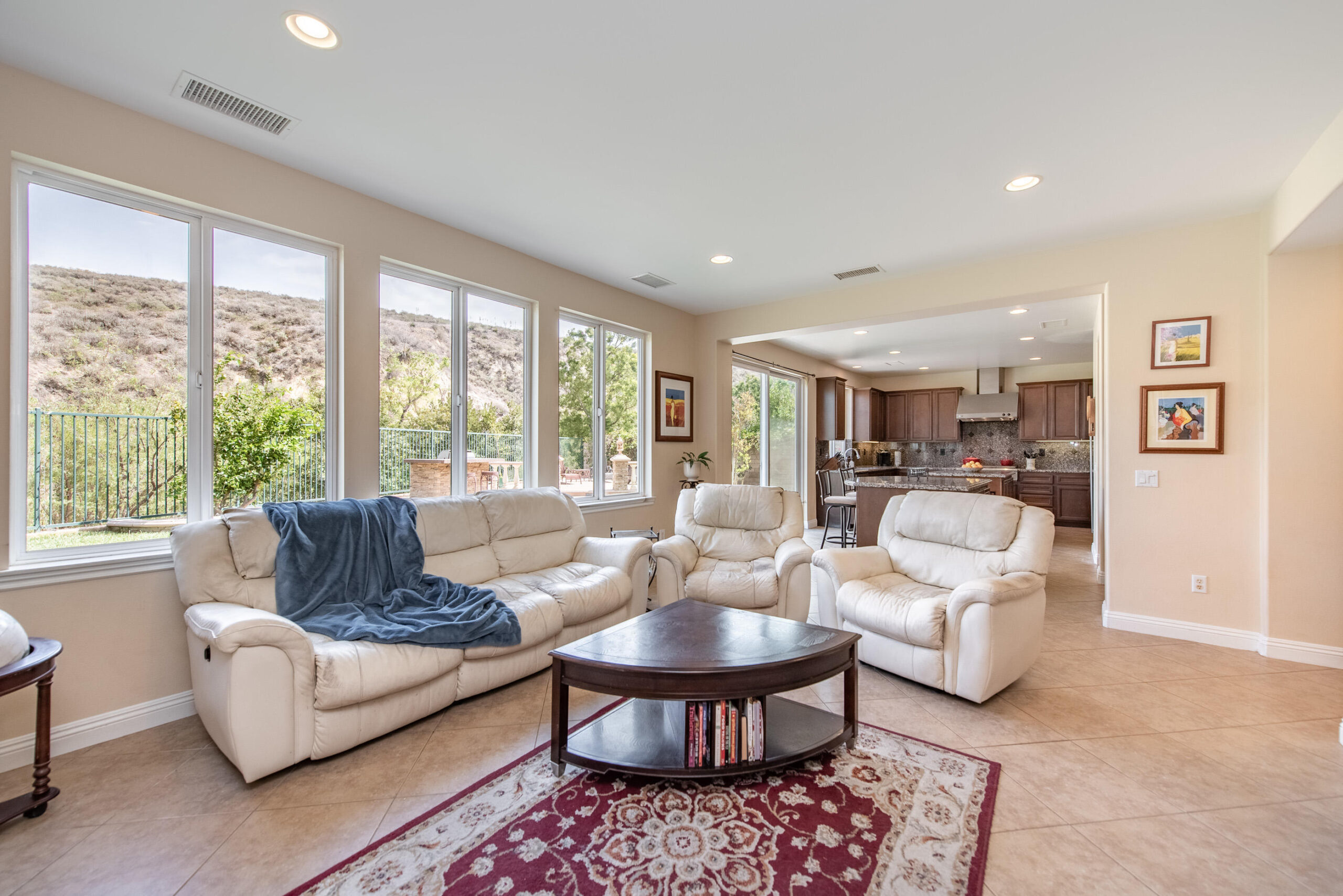 3032 Moonstone Avenue, Simi Valley, CA, 93065